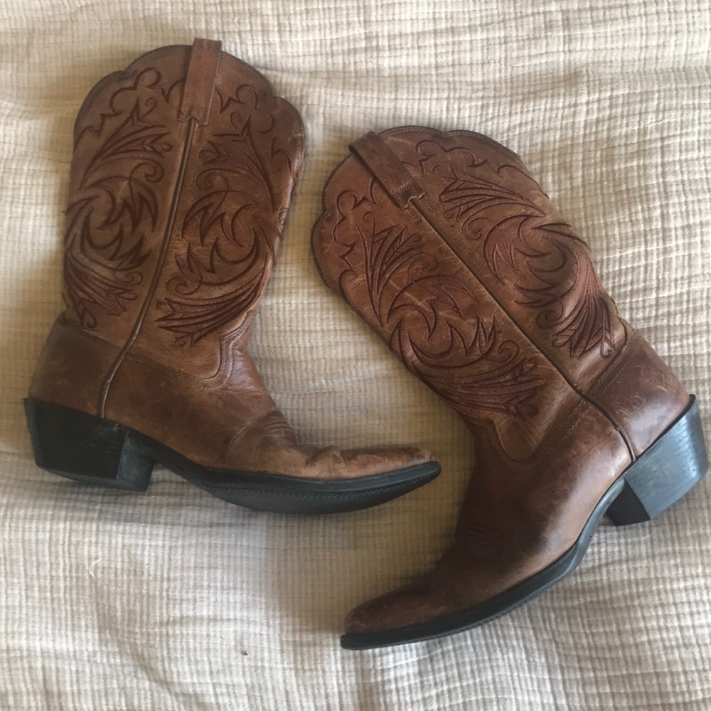 Ariat cowboy boots